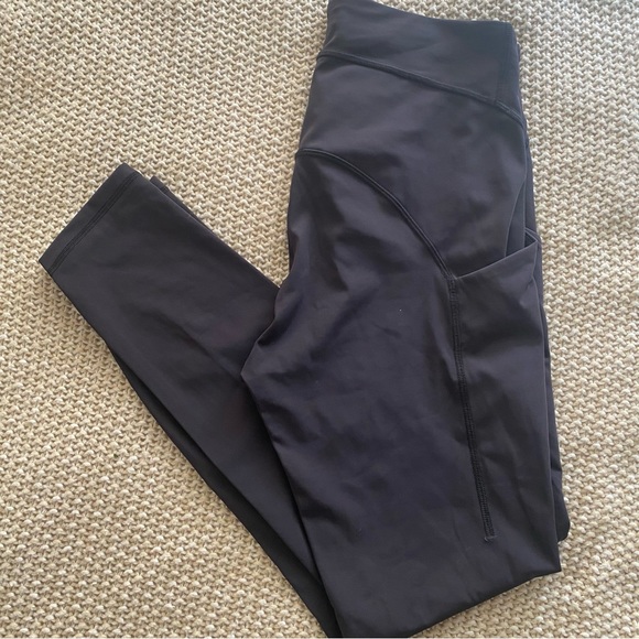 lululemon athletica Pants - Lululemon Power through tight 25’’